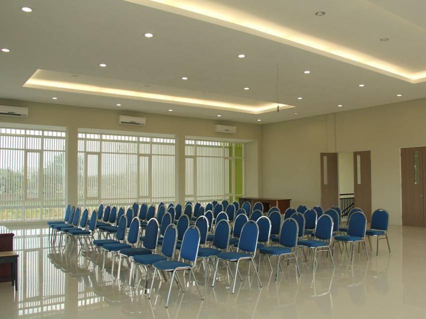 Rumah Cassa Guest House Surabaya Eksteriør billede
